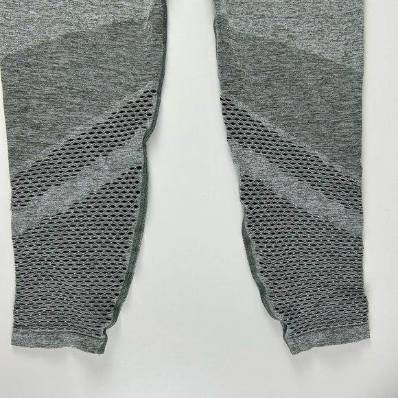 Victoria's Secret PINK Seamless Gray Contouring‎ High Waisted Ankle Leggings - Picture 8 of 15
